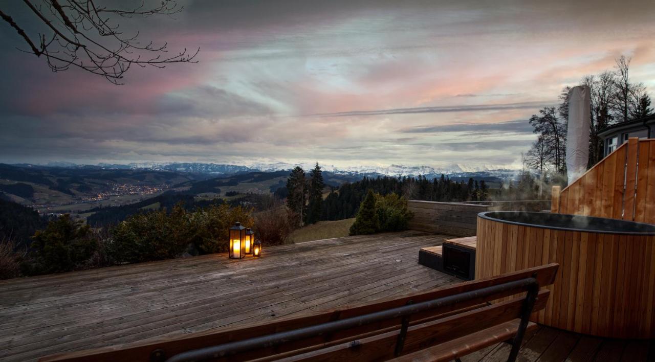 Boutique Hotel Moosegg Emmenmatt Bagian luar foto